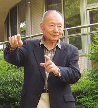 宮脇昭先生 宮脇先生hp.jpg